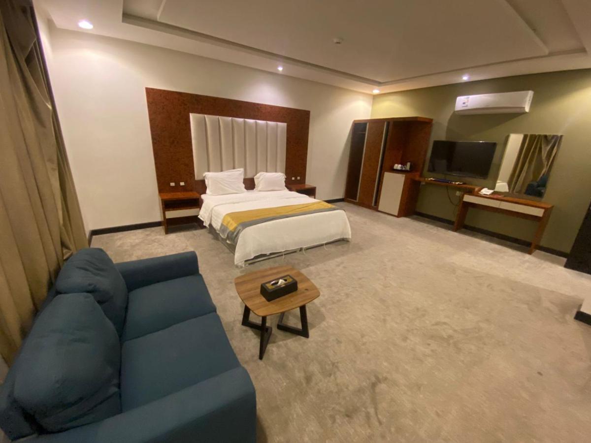 Areen ApartHotel Riaad Buitenkant foto