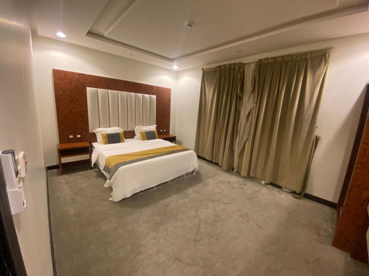 Areen ApartHotel Riaad Buitenkant foto