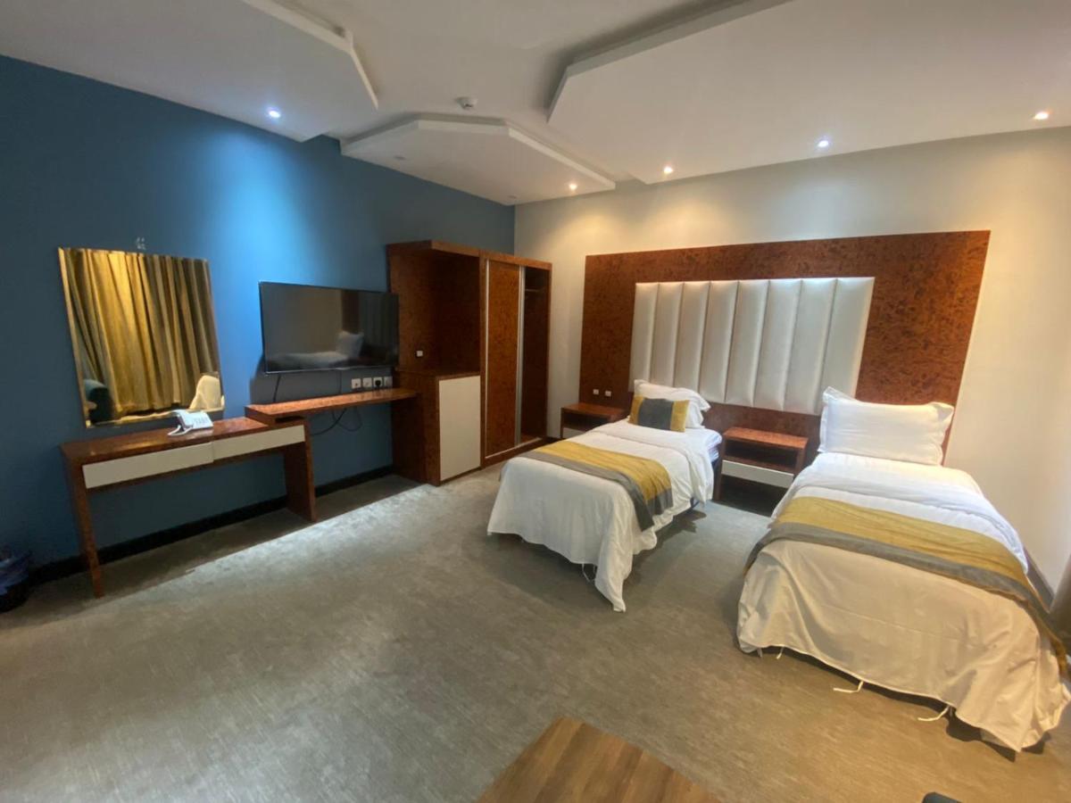 Areen ApartHotel Riaad Buitenkant foto